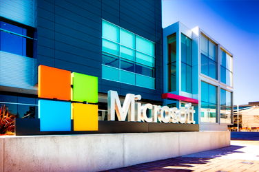 Moet je beleggen in het aandeel van Microsoft, dat profiteert van de opkomst van AI?