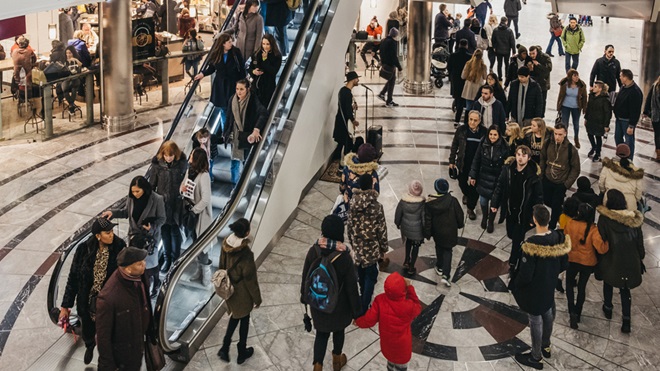 Drukte in winkelcentrum