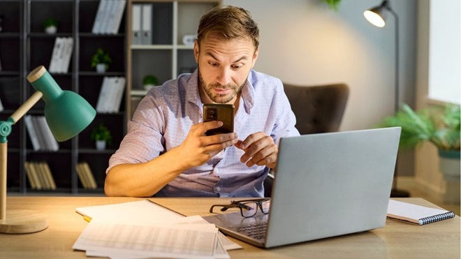 torenhoog factuur hersteldienst