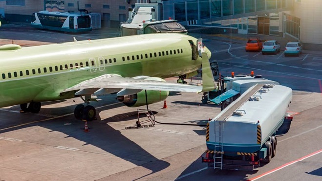 touroperator rekent stijgende kerosineprijzen door