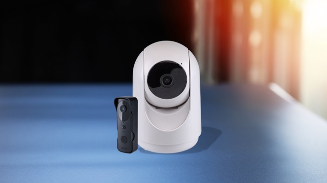 Binnencamera en deurbel met camera te koop bij Action