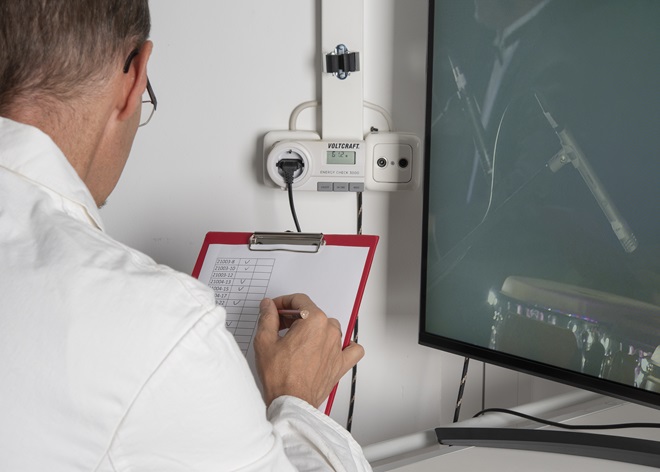 Test van het energieverbruik van een tv