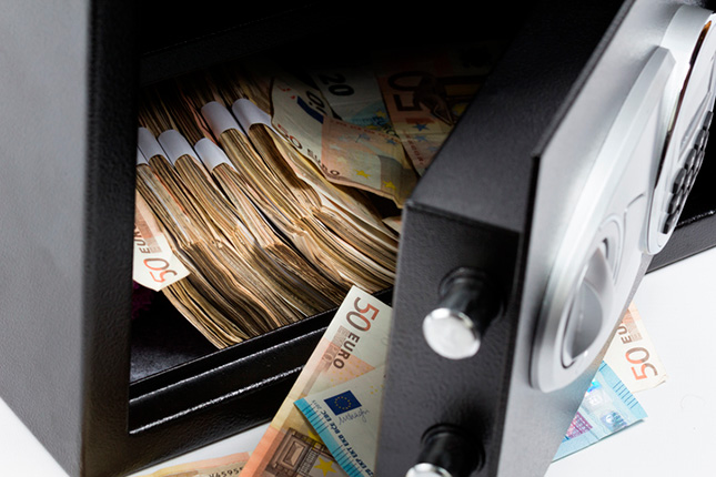 geld teruggeven bij stopzetting contract bank