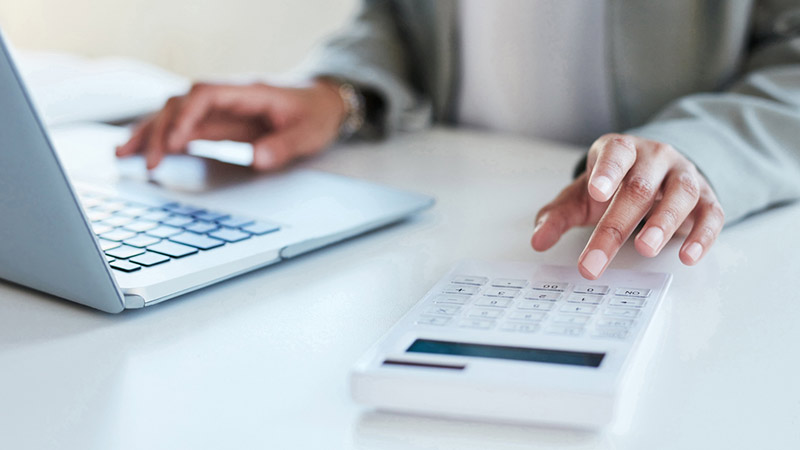 Kosten berekenen van een betalingsachterstand