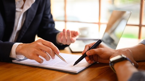 contract vergoeding verzekering