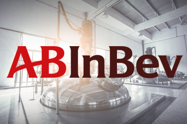 AB InBev legt een vrij geruststellend kwartaalresultaat voor. Moet u in het aandeel van de groep beleggen?
