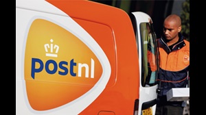 Is het interessant om te beleggen in het beursgenoteerde aandeel van PostNL waarvan de koers daalde na een winstwaarschuwing (profit warning)?