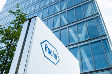 Is het nog interessant om te beleggen in het beursgenoteerde aandeel van het farmaceutische bedrijf Roche dat streeft naar productiever onderzoek?