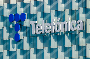 Mag u beleggen in het aandeel van Telefónica? Het resultaat 2023 van de Spaanse telecomoperator eindigde in het rood.