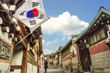 Moet u nog beleggen in Zuid-Korea, op de beurs van Seoul, waar de aandelenkoersen en rendementen sinds januari sterk zijn gestegen?